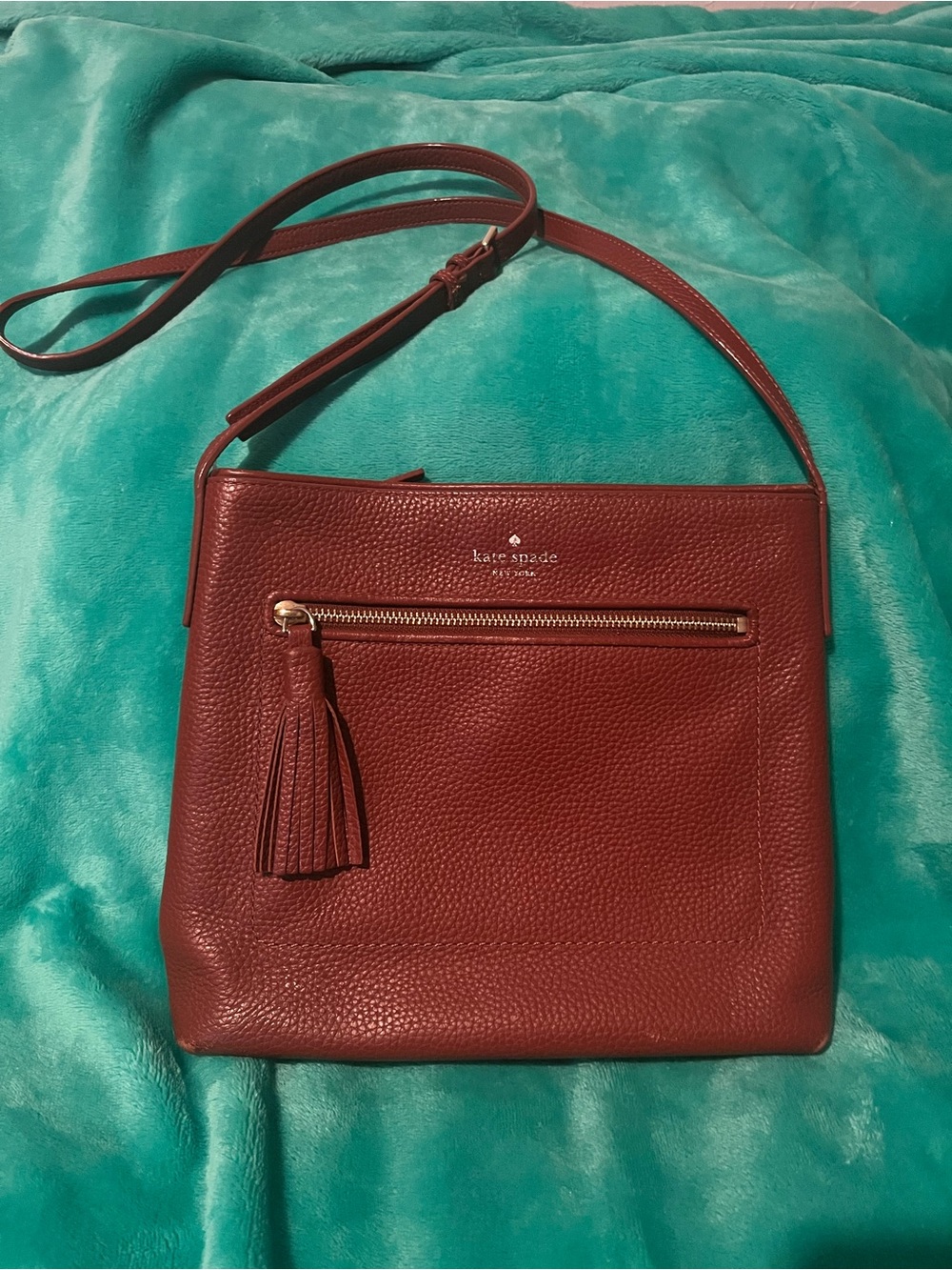 kate spade New York Pebbled Leather Crossbody Bag